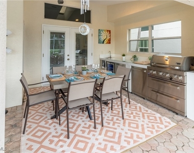 458 Countryside Drive - Photo Thumbnail 32