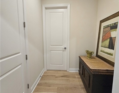 9007 Saint Lucia Drive - Photo Thumbnail 16