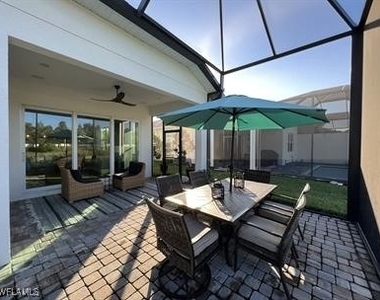 9007 Saint Lucia Drive - Photo Thumbnail 7