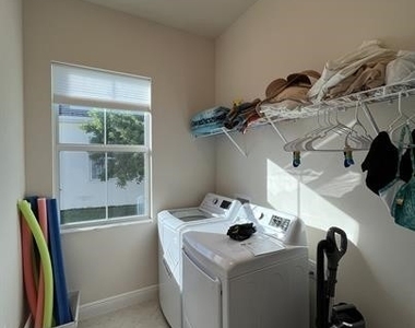 9007 Saint Lucia Drive - Photo Thumbnail 21