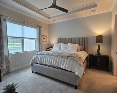 9007 Saint Lucia Drive - Photo Thumbnail 22