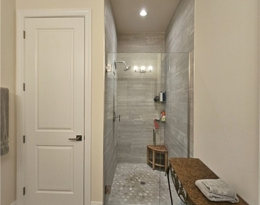 9007 Saint Lucia Drive - Photo Thumbnail 24