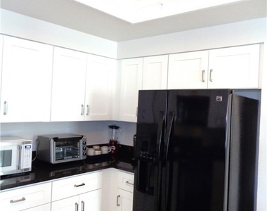 6260 Bellerive Avenue - Photo Thumbnail 20