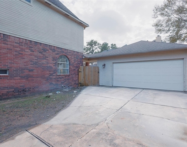 17527 Sandy Cliffs Drive - Photo Thumbnail 47
