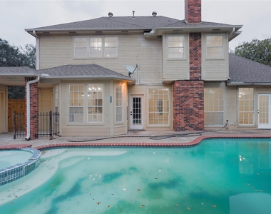 17527 Sandy Cliffs Drive - Photo Thumbnail 1