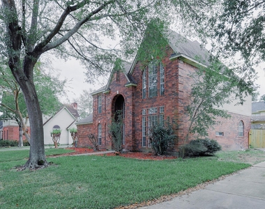 17527 Sandy Cliffs Drive - Photo Thumbnail 3