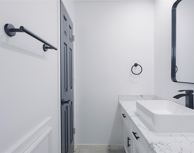 17527 Sandy Cliffs Drive - Photo Thumbnail 29
