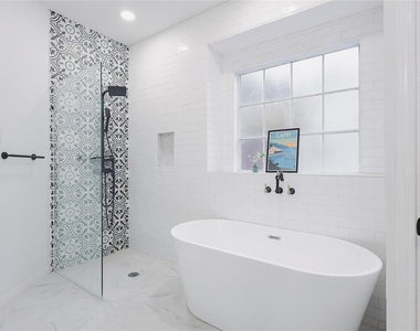 17527 Sandy Cliffs Drive - Photo Thumbnail 22