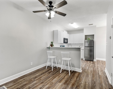 2626 Holly Hall - Photo Thumbnail 10