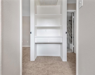 2626 Holly Hall - Photo Thumbnail 20