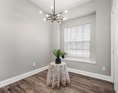 2626 Holly Hall - Photo Thumbnail 5