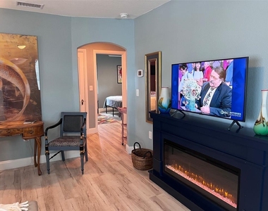 2800 Tifton Street S - Photo Thumbnail 8
