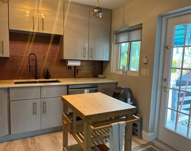 2800 Tifton Street S - Photo Thumbnail 69