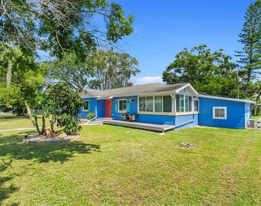 2800 Tifton Street S - Photo Thumbnail 11
