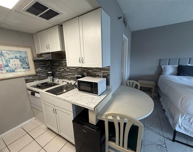 6165 Carrier Drive - Photo Thumbnail 16