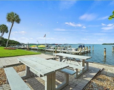 3806 Gulf Of Mexico Drive - Photo Thumbnail 35