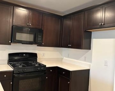 5906 Nyquist Way - Photo Thumbnail 2