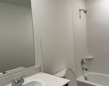 5906 Nyquist Way - Photo Thumbnail 8