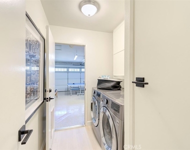 3341 Calle La Veta - Photo Thumbnail 20