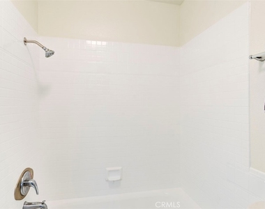3341 Calle La Veta - Photo Thumbnail 34