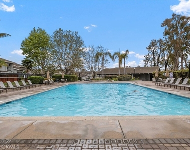 3341 Calle La Veta - Photo Thumbnail 38