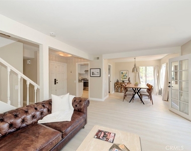 3341 Calle La Veta - Photo Thumbnail 9