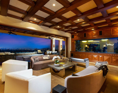 10066 Cielo Drive - Photo Thumbnail 39