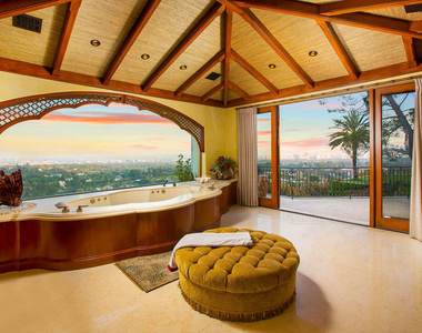 10066 Cielo Drive - Photo Thumbnail 55