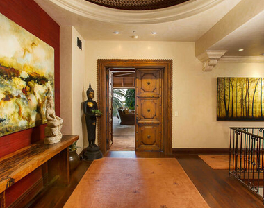 10066 Cielo Drive - Photo Thumbnail 51