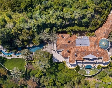 10066 Cielo Drive - Photo Thumbnail 27