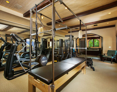 10066 Cielo Drive - Photo Thumbnail 58