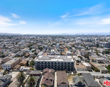 1124 S Normandie Avenue - Photo Thumbnail 18