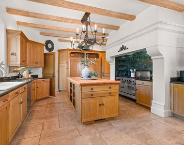 6692 La Jolla Scenic Dr S - Photo Thumbnail 12
