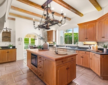 6692 La Jolla Scenic Dr S - Photo Thumbnail 14