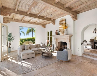 6692 La Jolla Scenic Dr S - Photo Thumbnail 11