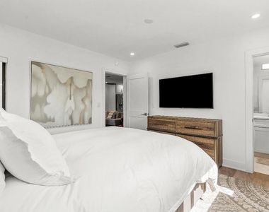 30 Hersey Drive - Photo Thumbnail 13