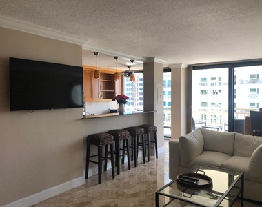 3400 N Ocean Drive - Photo Thumbnail 21