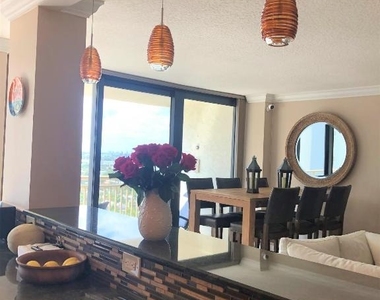 3400 N Ocean Drive - Photo Thumbnail 20