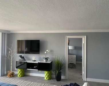 300 Ocean Trail Way - Photo Thumbnail 5