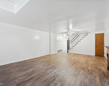 621 S 16th Street - Photo Thumbnail 10