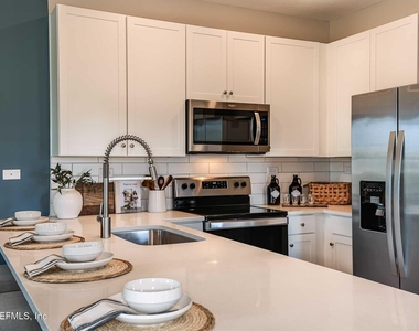 10654 Towns Way - Photo Thumbnail 13