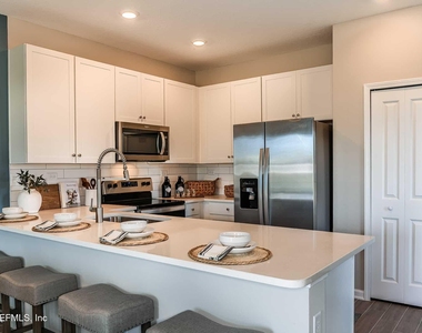 10654 Towns Way - Photo Thumbnail 12