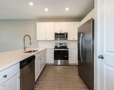 10654 Towns Way - Photo Thumbnail 15