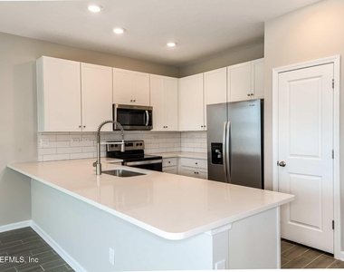 10654 Towns Way - Photo Thumbnail 9