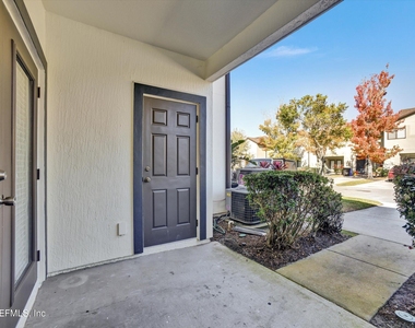 480 Cabernet Place - Photo Thumbnail 7