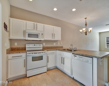 480 Cabernet Place - Photo Thumbnail 32
