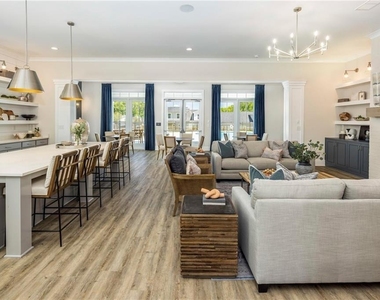 100 Cottage Way - Photo Thumbnail 1