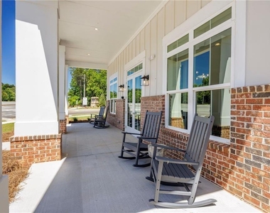 100 Cottage Way - Photo Thumbnail 43