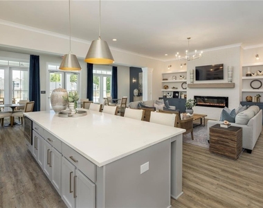100 Cottage Way - Photo Thumbnail 5