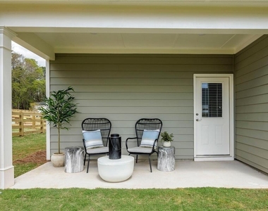 100 Cottage Way - Photo Thumbnail 27